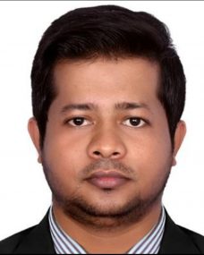 Mohamed Arif - Médico Ayurveda, concluiu o BAMS na  Gujarat Ayurved University. Vive em Bangladesh e conduz aulas on-line, ao vivo de leitura do textos clássicos originais do Ayurveda.